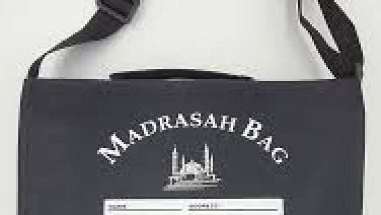 Why I Picked a Madrasah Bag from Darularqam for My Child