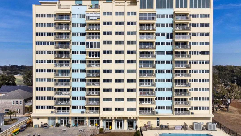 Experience the East Coast Lifestyle at Bayshore Road Condo