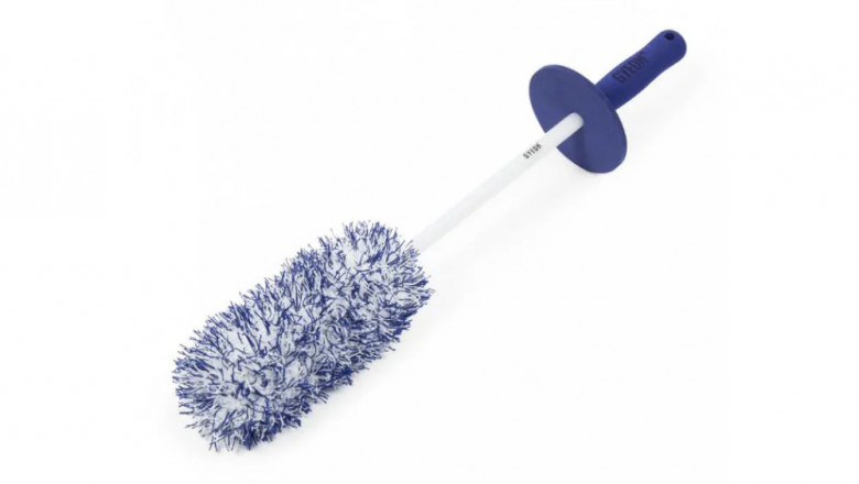 Essential Car Cleaning Brushes for Every Detailer’s Kit