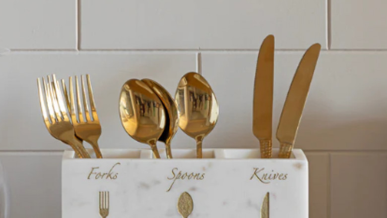 Kitchen Starter Kit: Essential Tools You Need for Your First Home