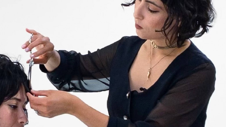 The Best Cosmetology School Programs For Working Adults Online
