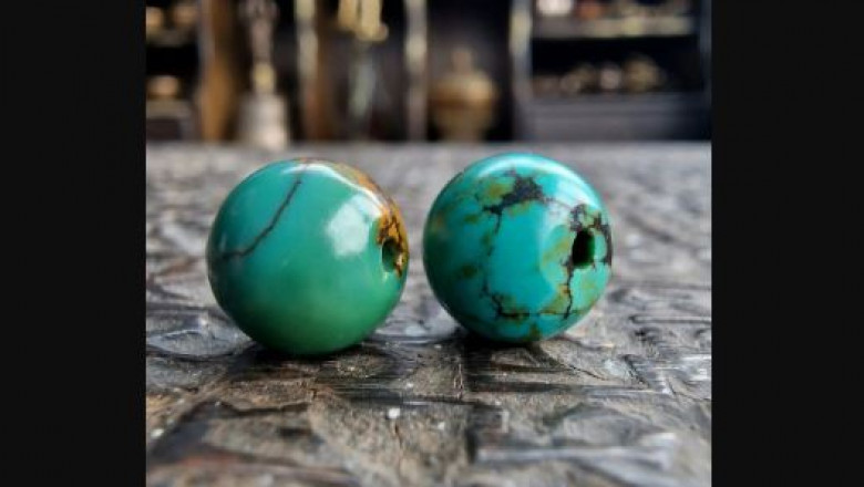 Heavenly Hues: Tibetan Turquoise Bead Collection