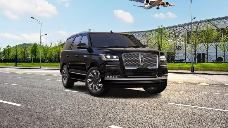 Travel Smart with Michigan’s Top Airport Taxi & Limo Services