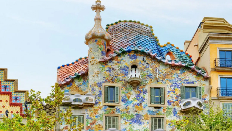 Antoni Gaudí: The Visionary Spanish Architect Who Shaped Barcelona