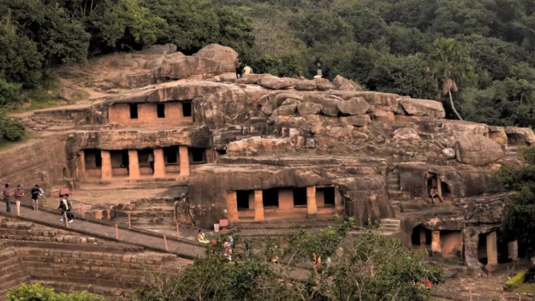 Explore Ancient India Through Udayagiri and Khandagiri Caves
