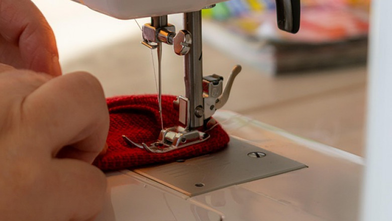 De Leather Craft-Bag Repair