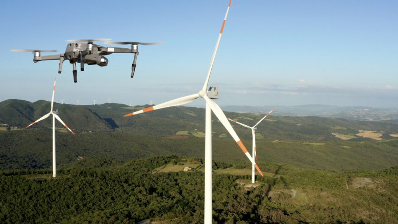 Revolutionizing Windmill Inspection with Equinox's Drones