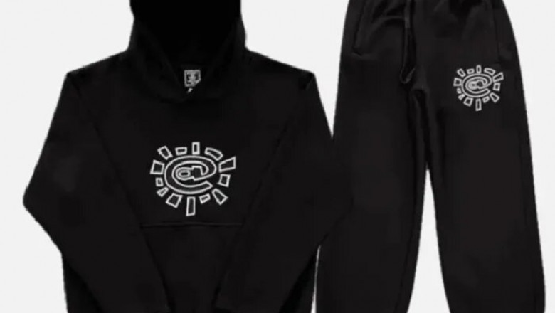 "Train Smart, Live Sharp in the Adwysd Tracksuit"