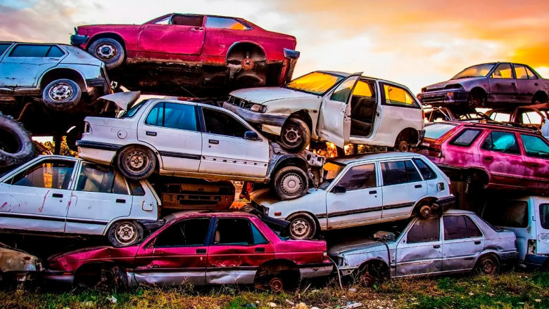 Turning Trash Into Cash: Why Selling Your Junk Car Makes Sensev