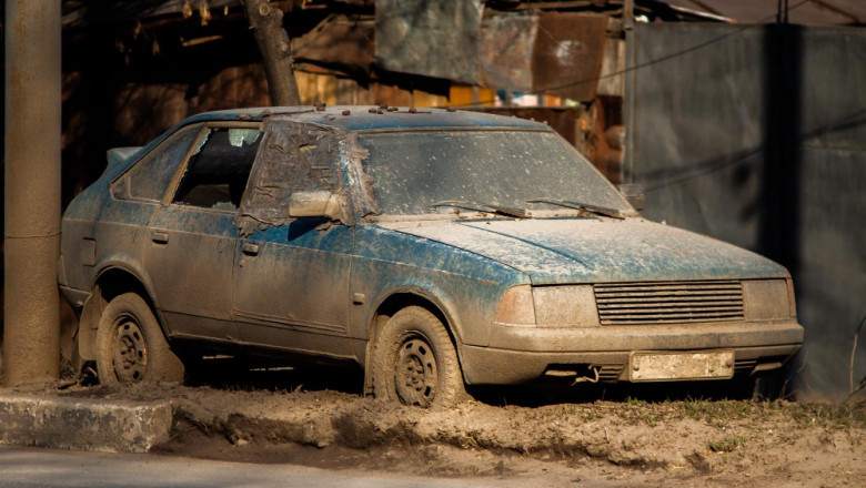Why Selling Your Junk Car to a Licensed Buyer is the Smart Choice