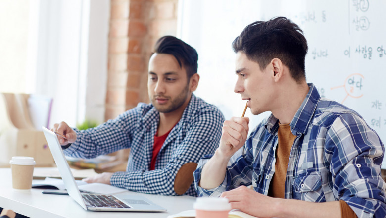 Fixed vs Hourly: Best Hiring Models for React Native Developers in India