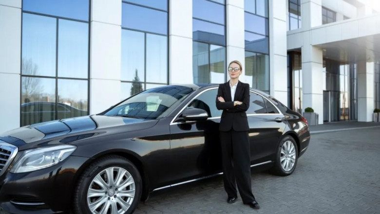 The Best Time of Year to Rent a Car in Dubai