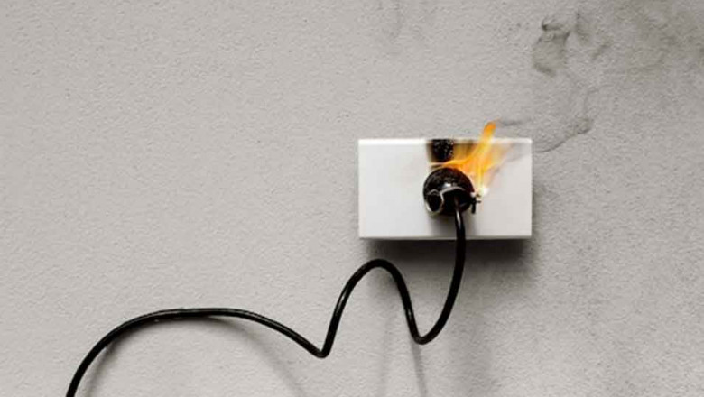 Why Hire A Pro Electrical Technician In Lahore