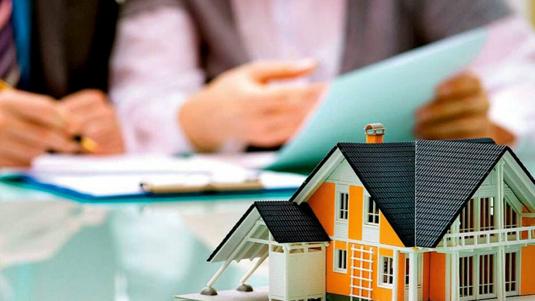 Housing Solicitors: What You Need to Know Before Making Big Property Decisions