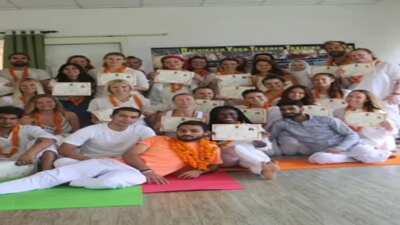 Discover the Magic of Yoga with a 200 Hour Yoga Teacher Training in Rishikesh
