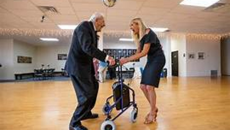 Home Care for Seniors in Mishawaka: Aging Gracefully with Dignity and Support