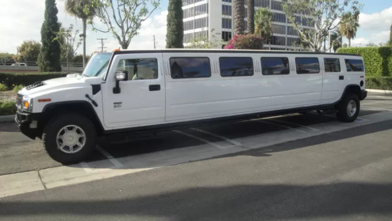 Cruise in Elegance: Your Guide to Luxury Transportation in Southern California