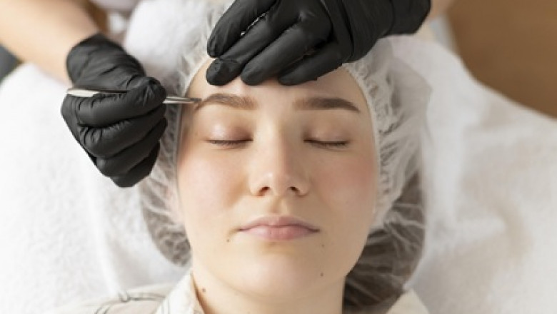 Achieve Flawless Brows with Microblading Eyebrows Service Near Encino, CA