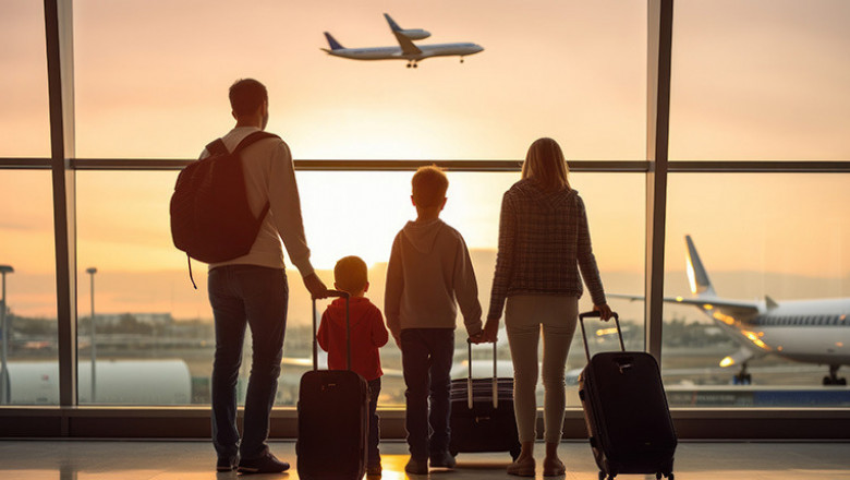 ✈️ What are Some Tips for Booking Flights for a Family or Group?