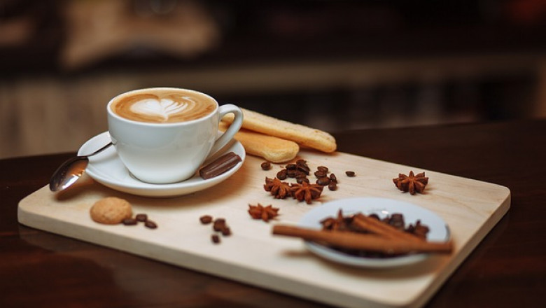 Best Disposable Coffee Cups And Foil Containers!