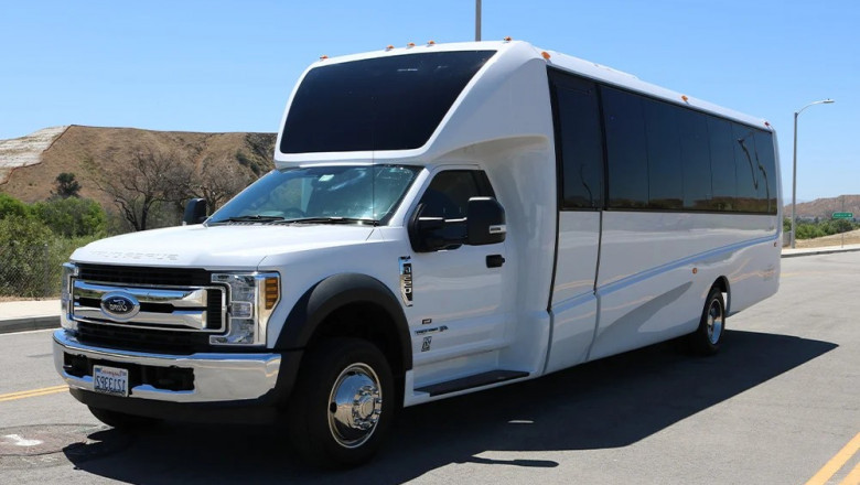 Celebrate in Style with Fullerton’s Top Party Bus and Limo Services