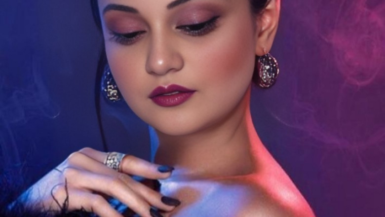Select Your Dream Sexy Girl in Rishikesh