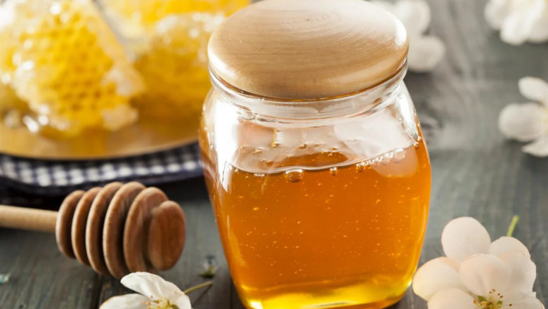 Natural Honey by Eat Anytime – A Golden Elixir of Health