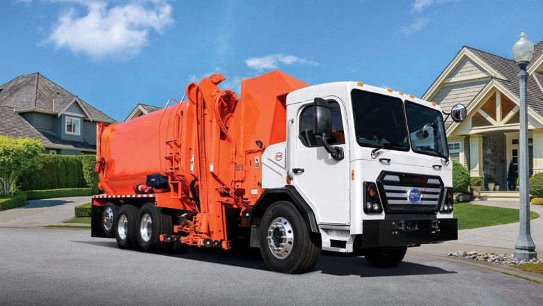 How to Select the Right Municipal Truck for Waste Management