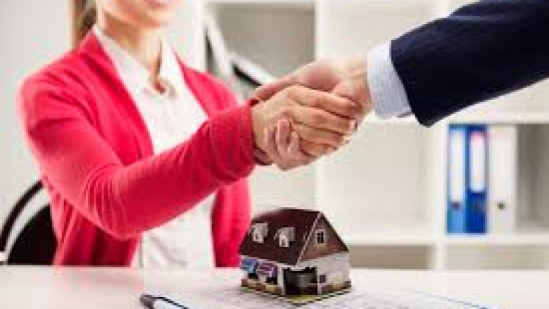 Top Tips from Motherwell’s Leading Mortgage Advisors for Navigating Today’s Housing Market