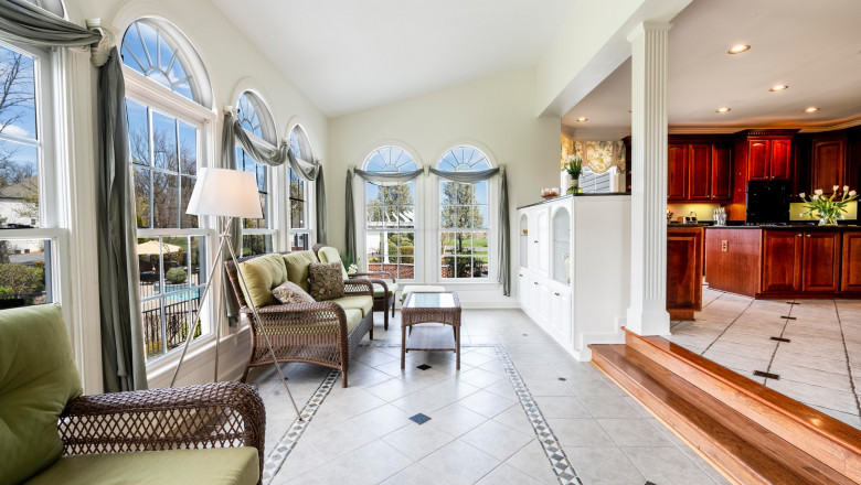 Matterport vs. DSLR Photography: Which Should You Choose?