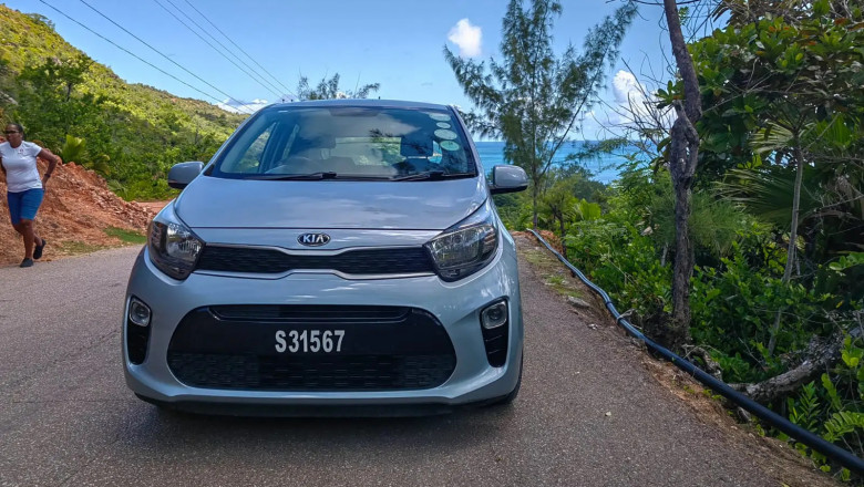 Car Hire in Praslin Seychelles