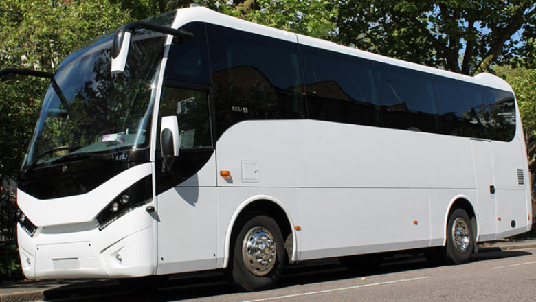 Unforgettable Coach Tours in the UK: Discover Comfort, Culture & Scenic Beauty