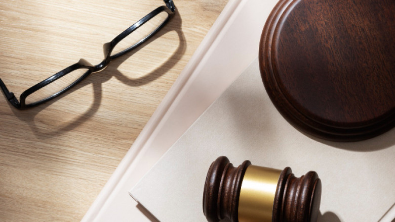 Top Entertainment Attorney in Miami: What to Know