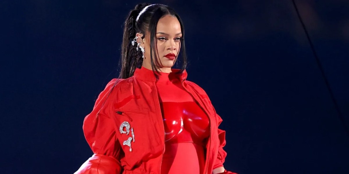 The Fashion Impact of Rihanna Super Bowl Outfit