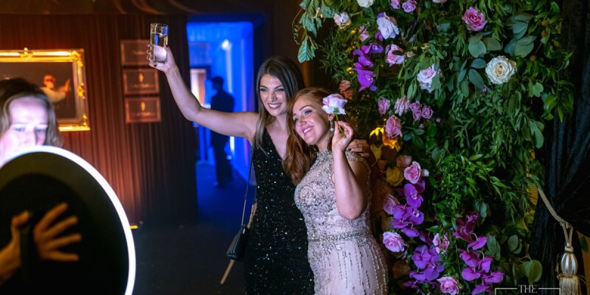 Photo Booth Rental for Weddings: Interactive Fun for Guests