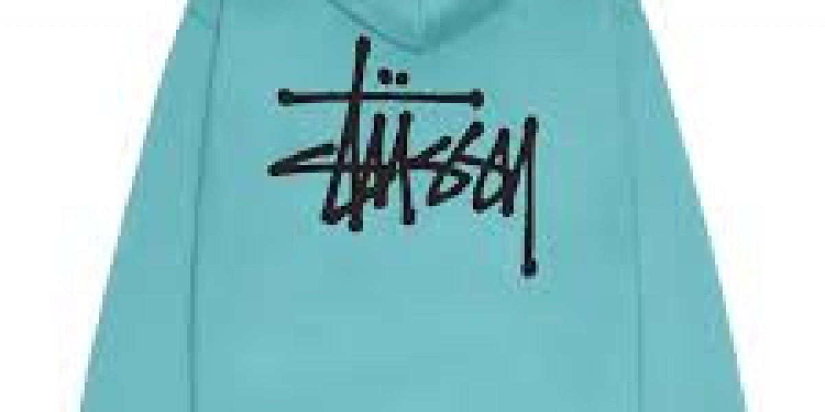 "Explore Stüssy Winterjacken Functional Fashion for Winter"