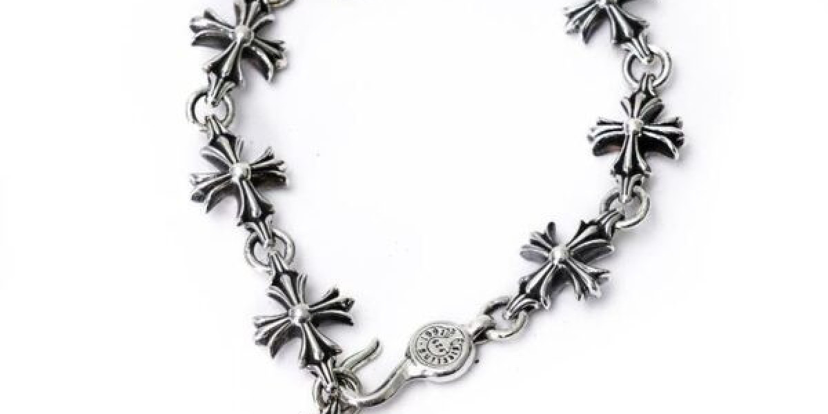 Chrome Hearts Bracelet : A Style That Dares to Be Different