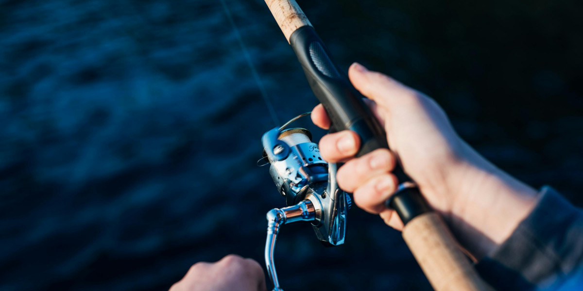 How the Shimano 150XG Reel and Carp Rod Combo Contributes to Precision Casting