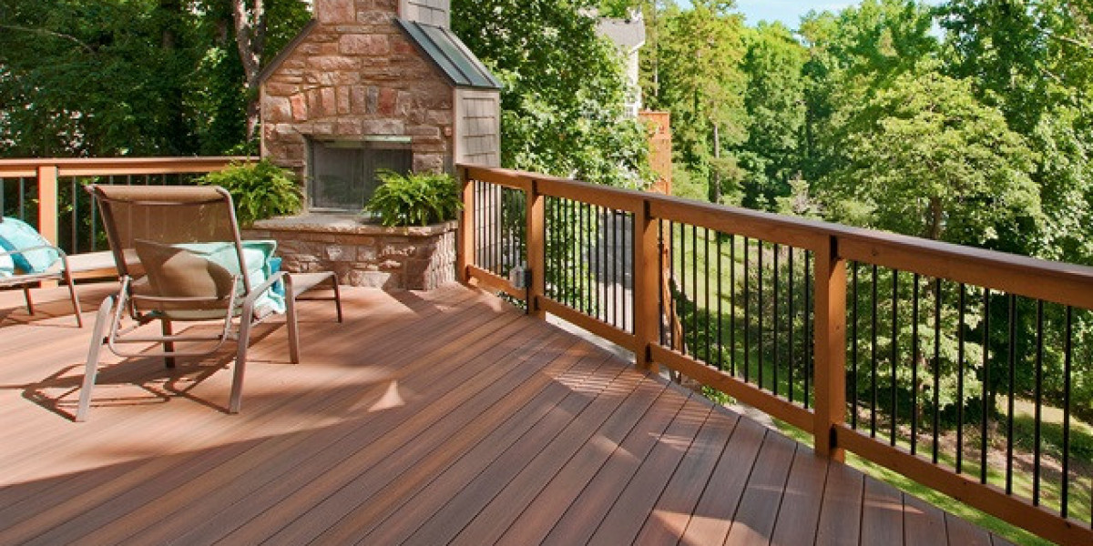 Expert Deck Construction Contractors Building Your Dream Space