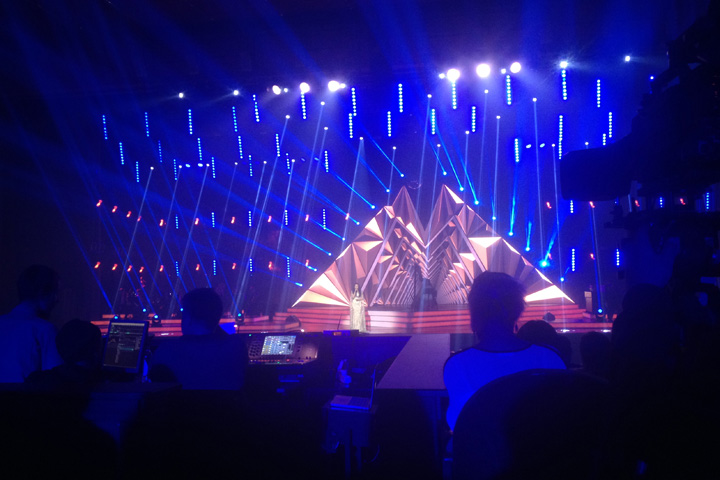 Enhance Your Event with Professional Lighting & Video Rentals | Speedy Event Rentals
