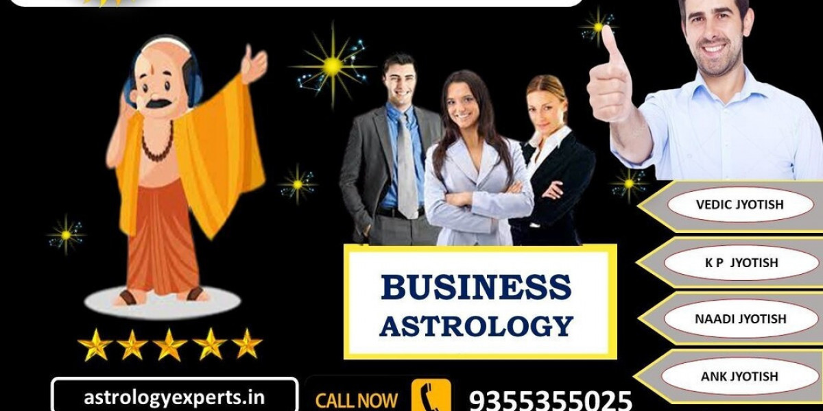 Who is a good astrologer ?