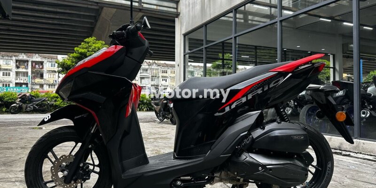 Strike a Balance with the Honda CB650R Neo-Sports Café