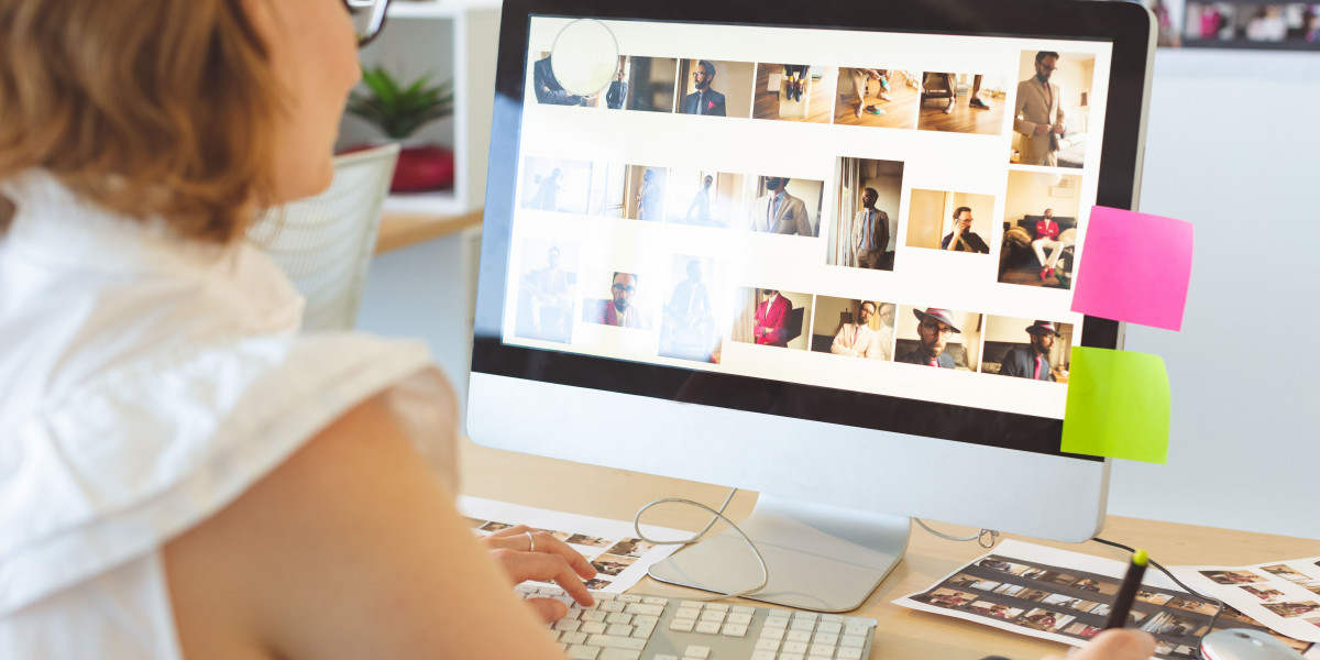 The Comprehensive Guide to Online Marketing: Strategies, Tools, and Trends