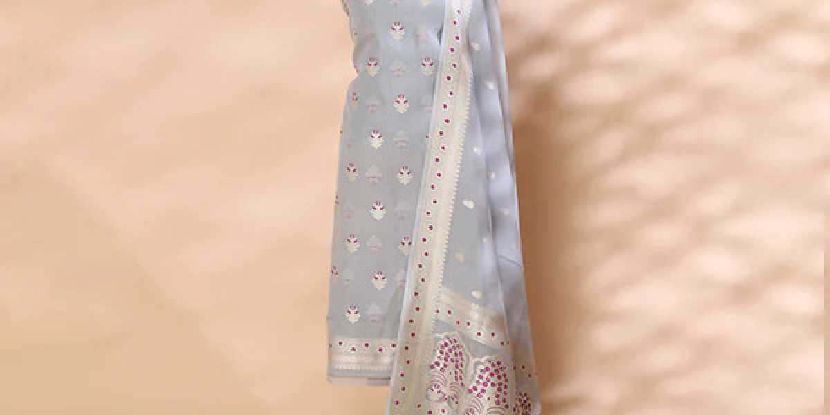 Why Pure Silk Unstitched Suits Are a Timeless Wardrobe Essential
