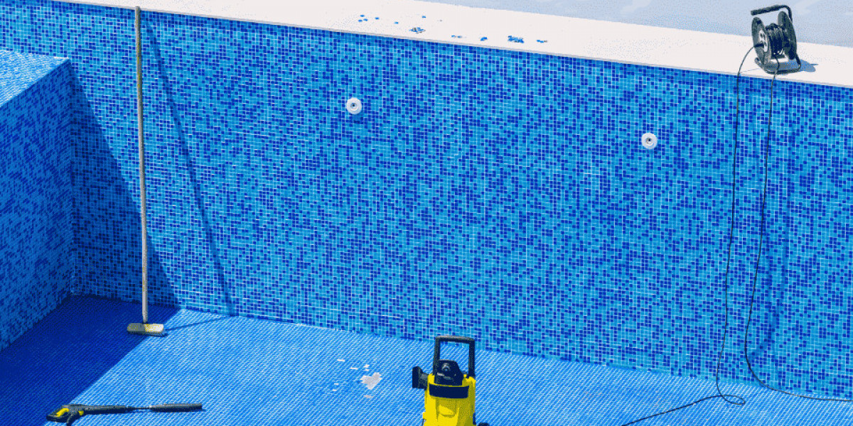 Affordable Pool Cleaning Service in La Riviera, CA